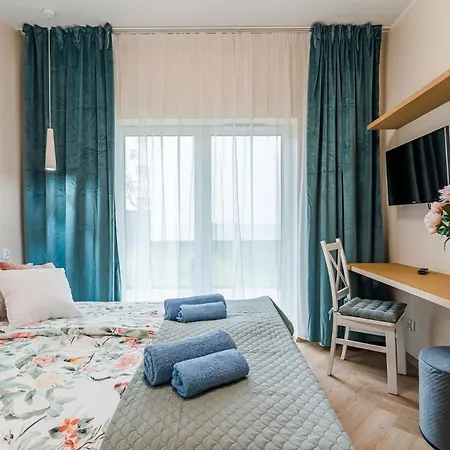 公寓 Marina With Garden By Bookinghost *