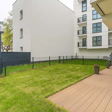 Marina With Garden By Bookinghost Appartement