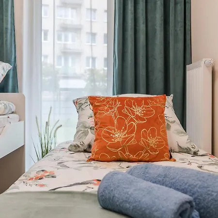 Appartement Marina With Garden By Bookinghost *