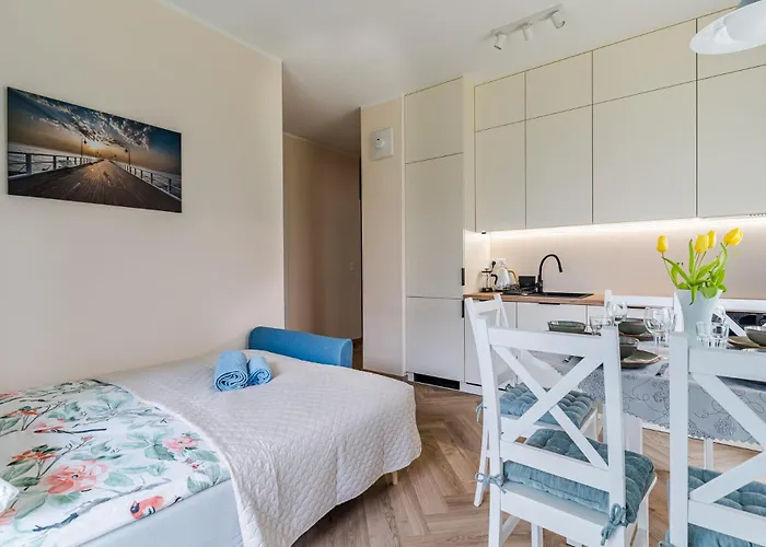 Marina With Garden By Bookinghost 公寓