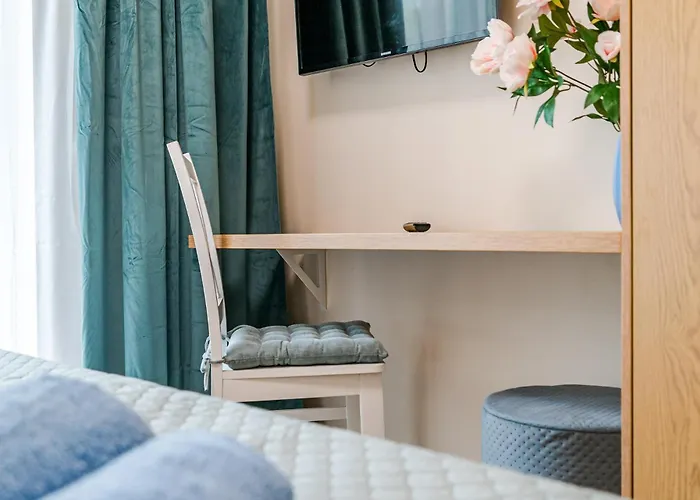 Marina With Garden By Bookinghost * 格丁尼亚