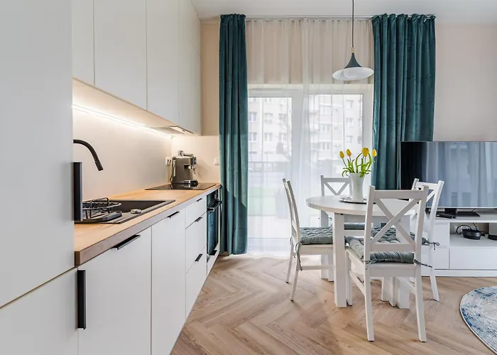 Marina With Garden By Bookinghost