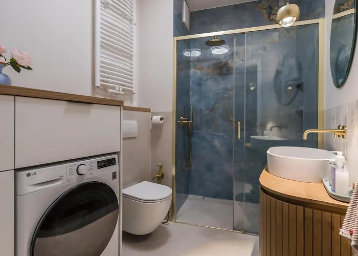 Marina With Garden By Bookinghost 格丁尼亚