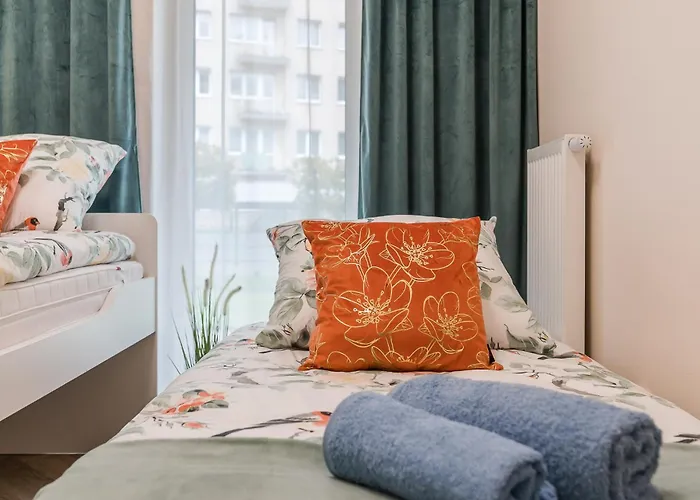 公寓 Marina With Garden By Bookinghost *